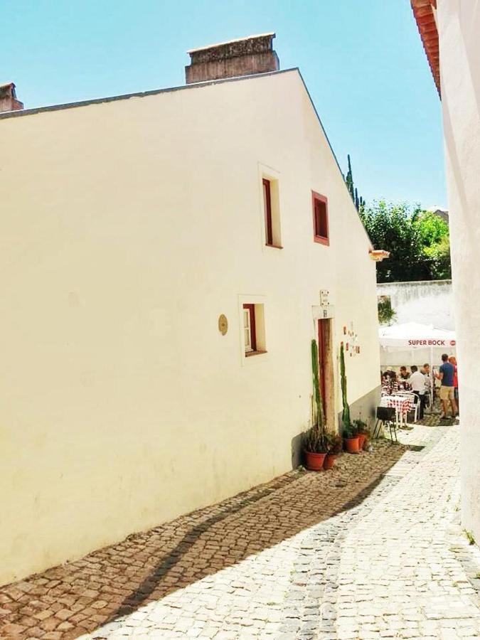 Apartments In The Castle Of S Jorge Lisbon Exterior photo